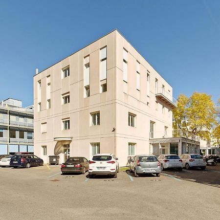 Les Chambres Du Ctn Plan-les-Ouattes Exteriér fotografie