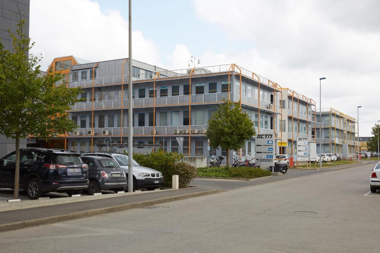 Les Chambres Du Ctn Plan-les-Ouattes Exteriér fotografie