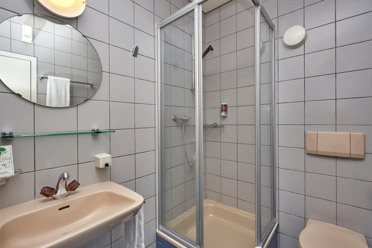 Les Chambres Du Ctn Plan-les-Ouattes Exteriér fotografie