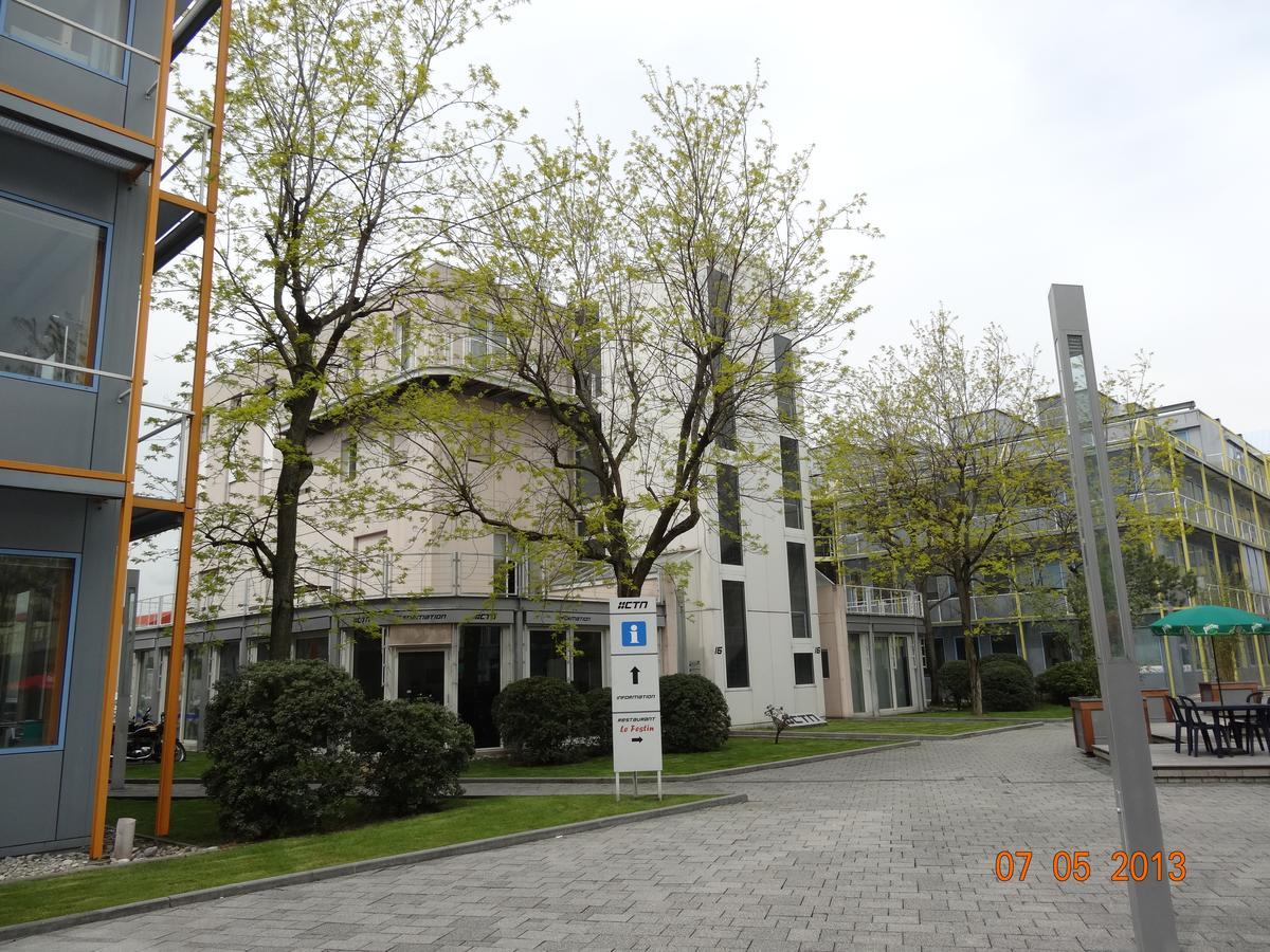 Les Chambres Du Ctn Plan-les-Ouattes Exteriér fotografie