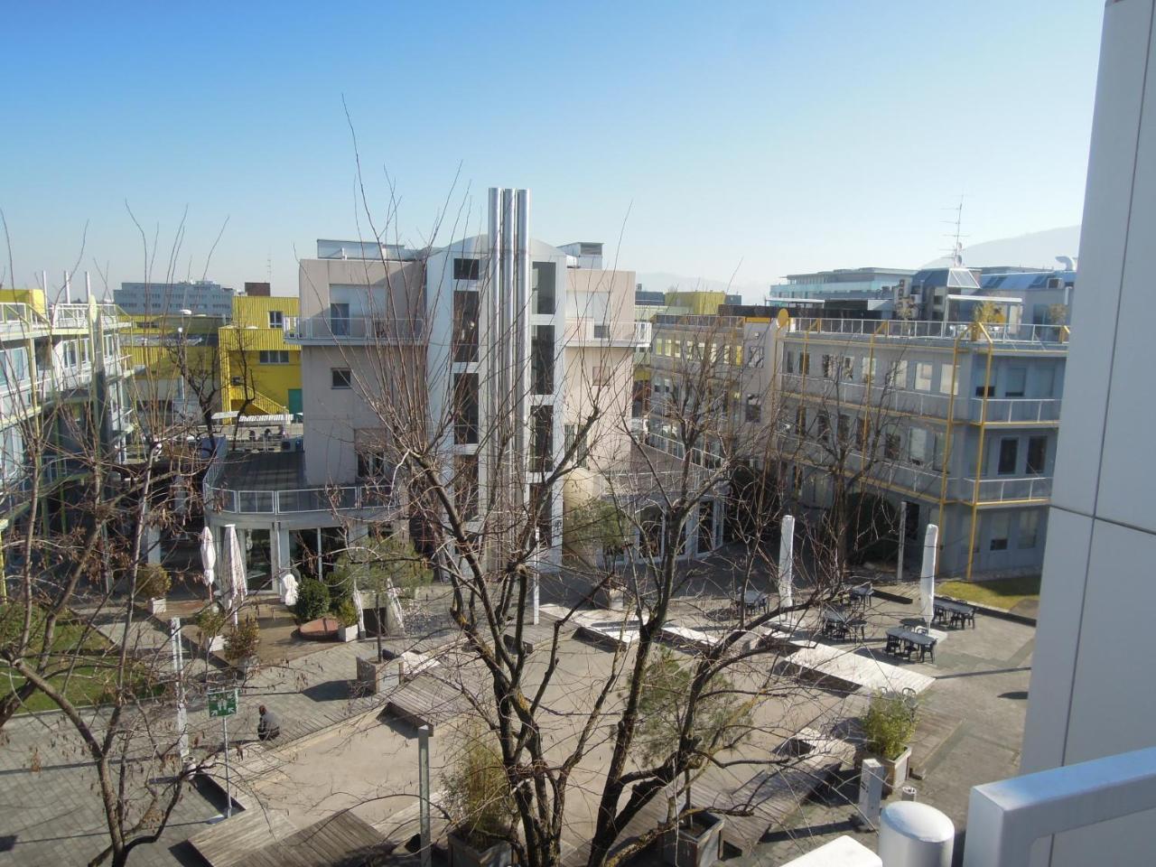 Les Chambres Du Ctn Plan-les-Ouattes Exteriér fotografie